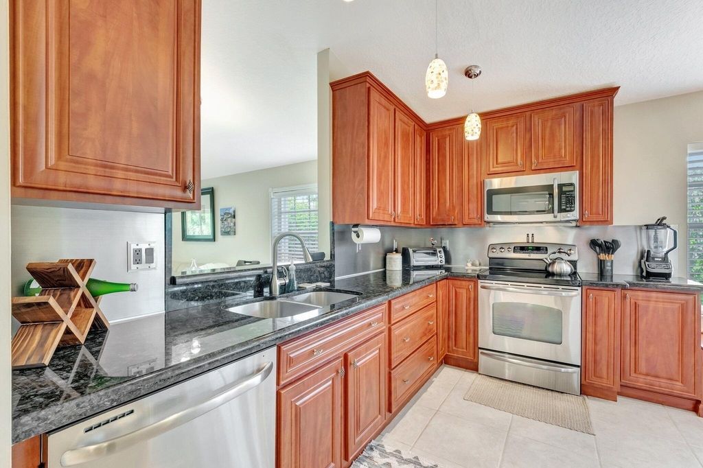 14211 W La Sedona Circle - Photo 14