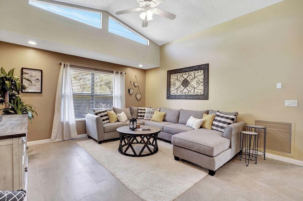 14148 Paddock Drive - Photo 5