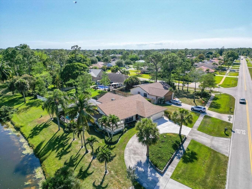 14148 Paddock Drive - Photo 3