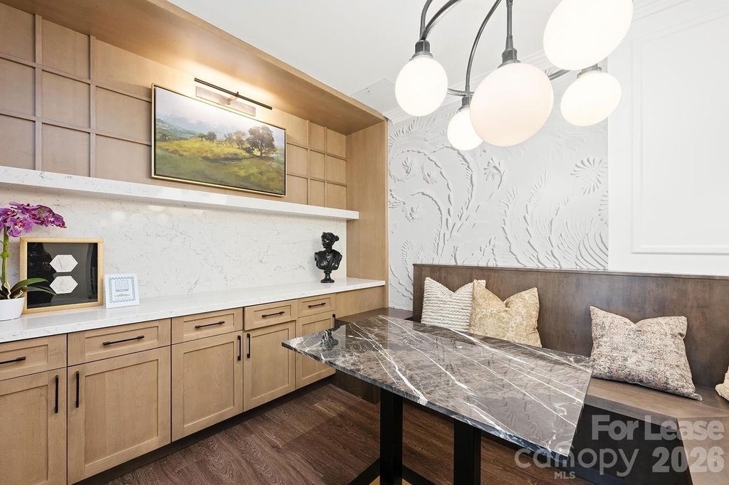 2025 Cleveland Avenue - Photo 9