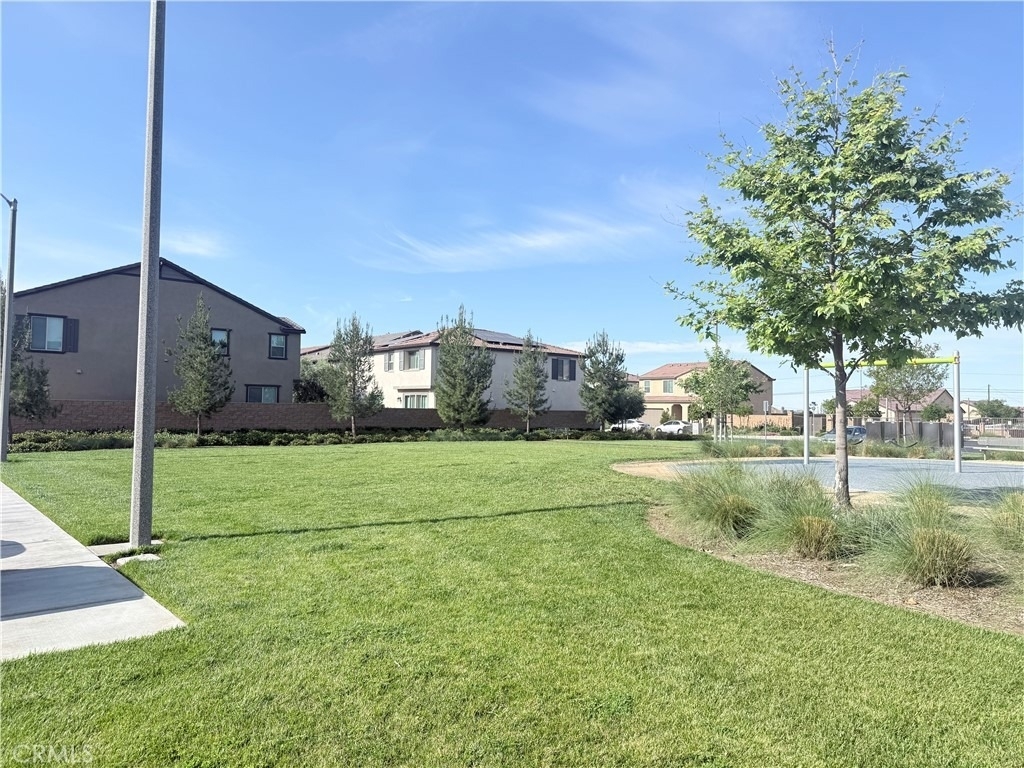 729 S Sumac - Photo 19