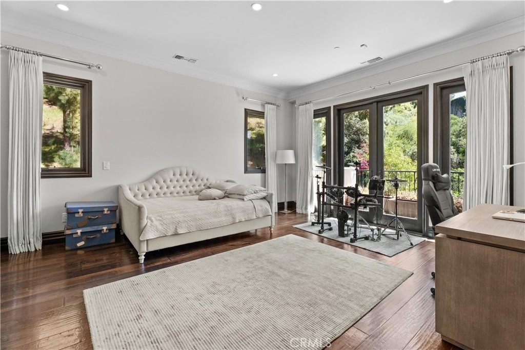 1210 Chantilly - Photo 22