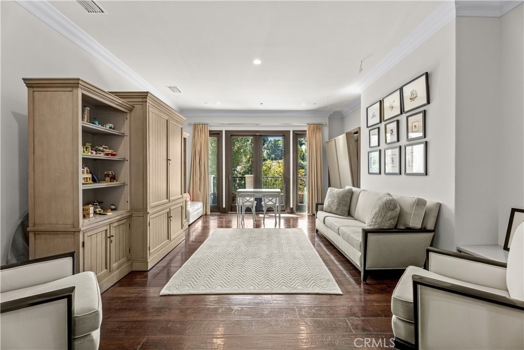 1210 Chantilly - Photo 27