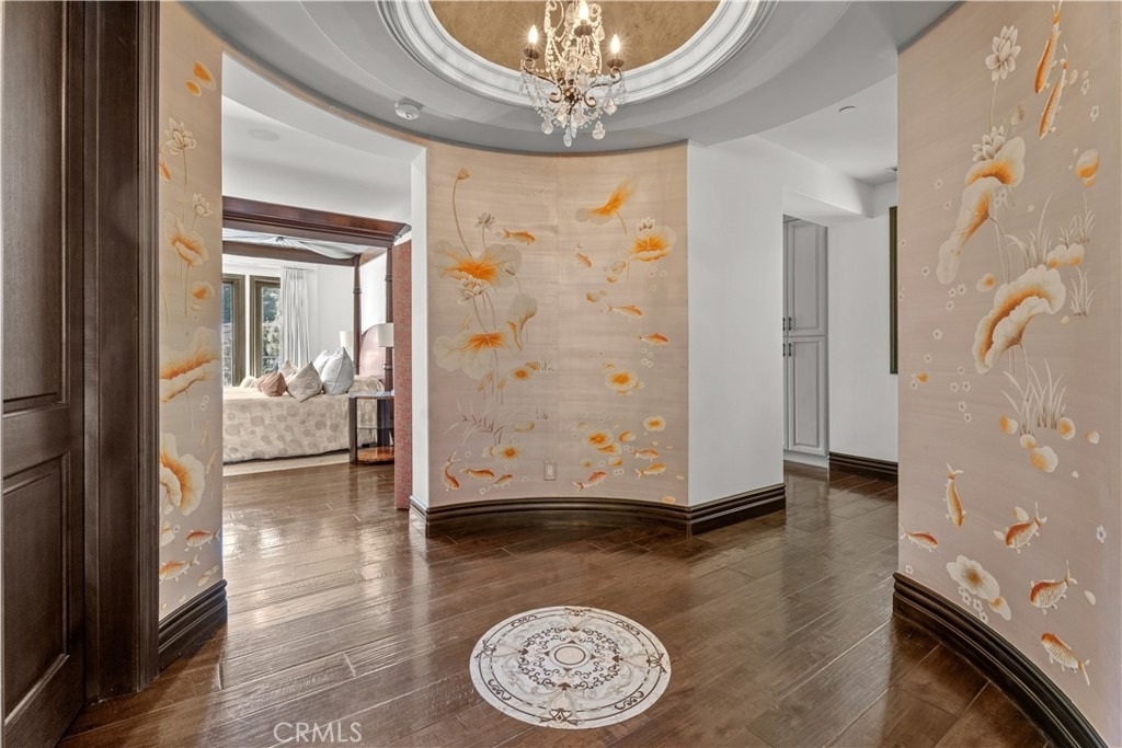 1210 Chantilly - Photo 17