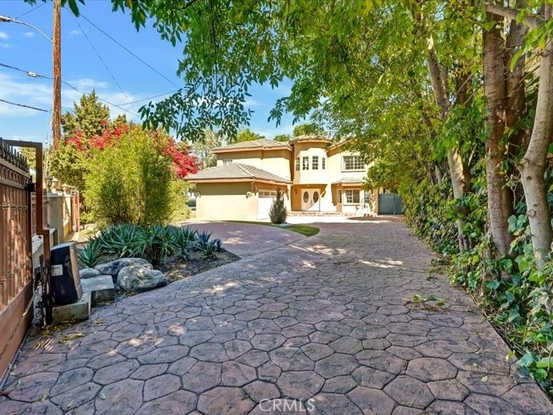 5224 Woodlake - Photo 2