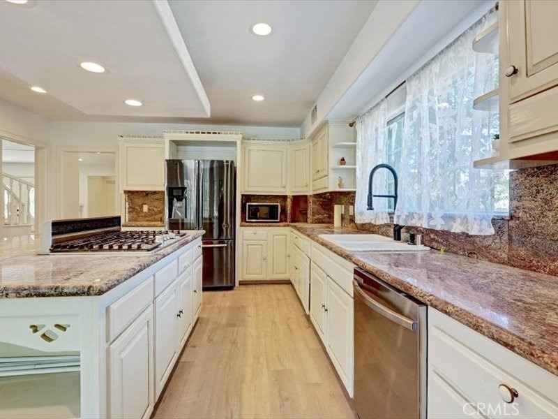 5224 Woodlake - Photo 10