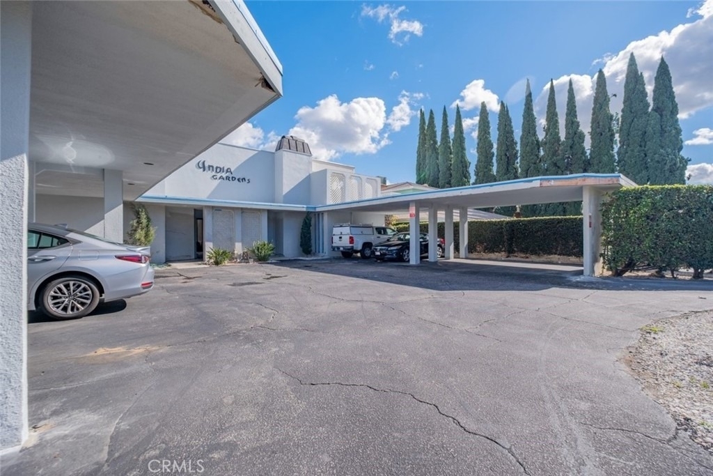 432 S Sierra Madre Boulevard - Photo 2