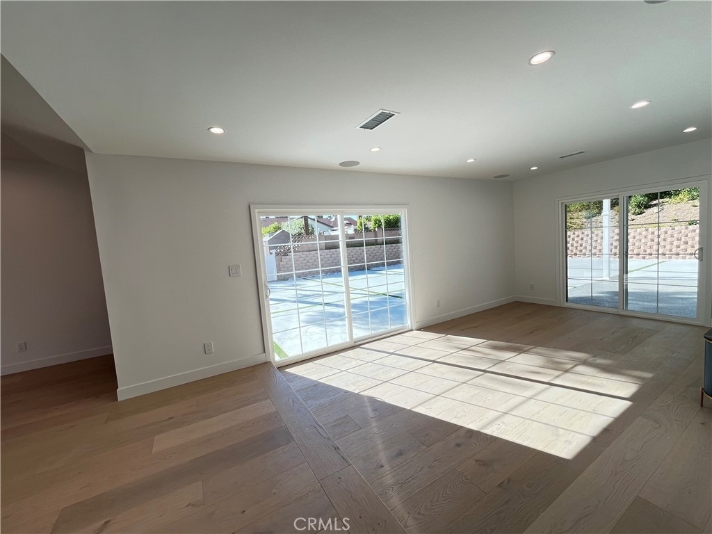 18371 Lahey - Photo 3