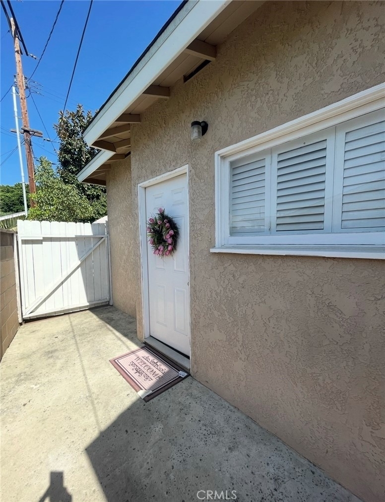 620 N Janss - Photo 4