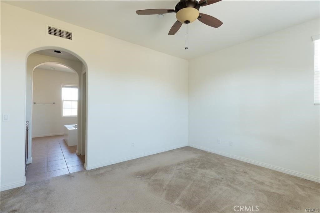 710 E Valencia - Photo 21