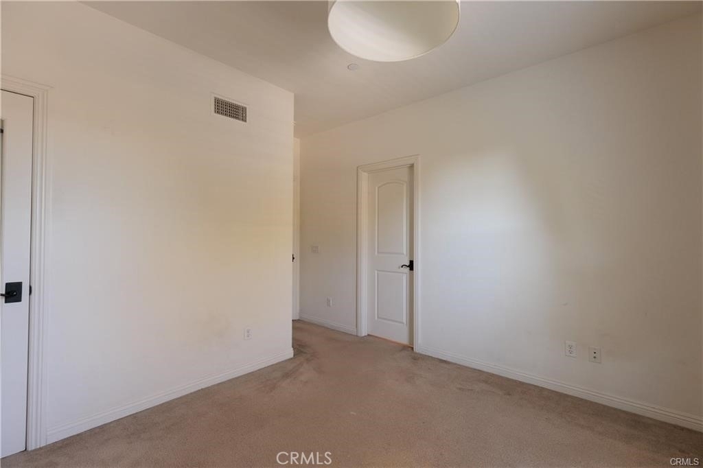 710 E Valencia - Photo 12