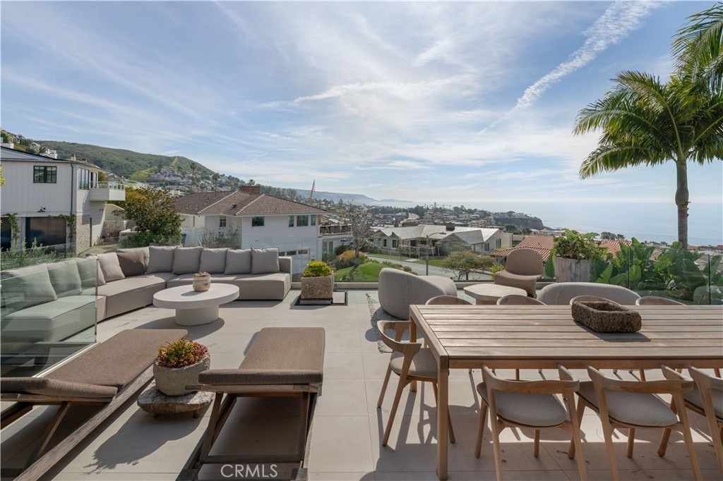 998 Emerald Bay - Photo 3