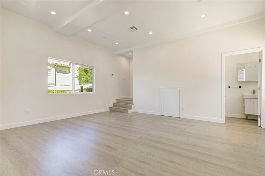 7044 3 Greeley - Photo 4