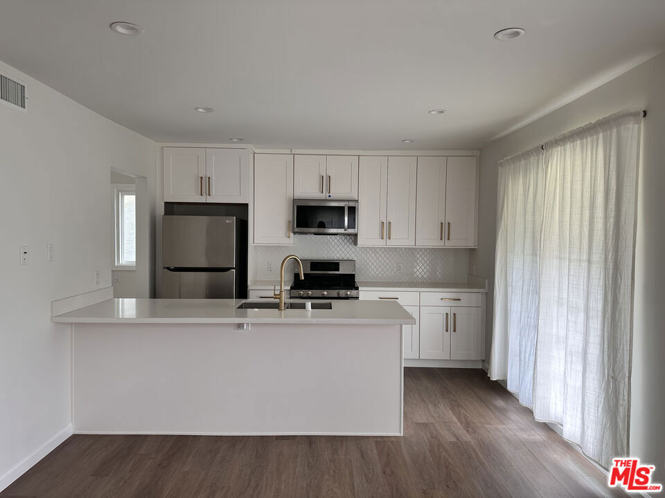 4770 Edgewood - Photo 0