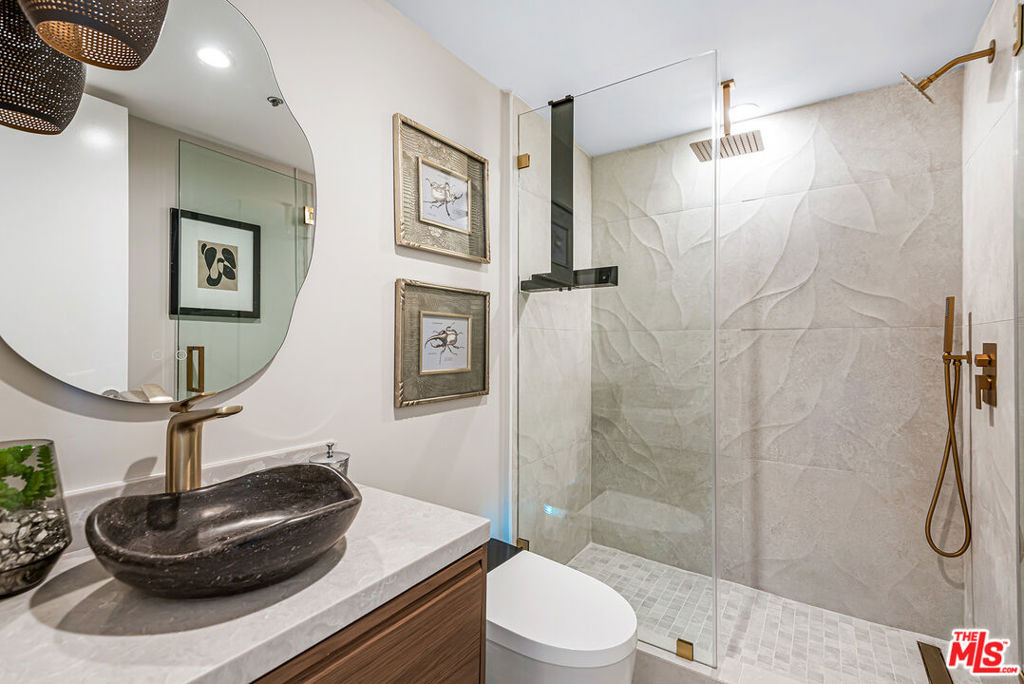 10550 Wilshire Boulevard - Photo 22