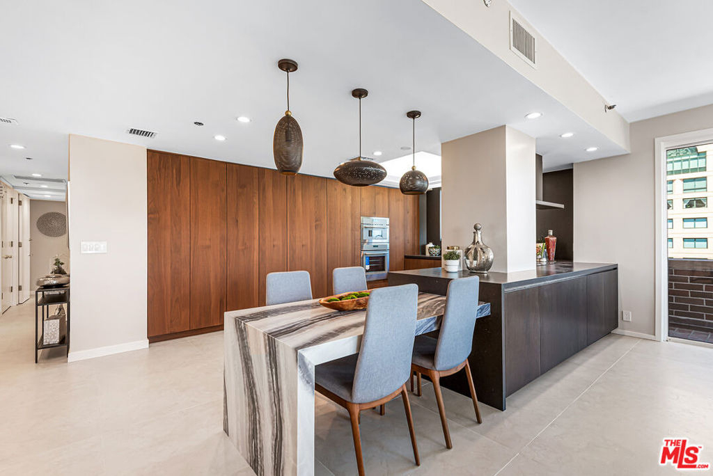 10550 Wilshire Boulevard - Photo 11