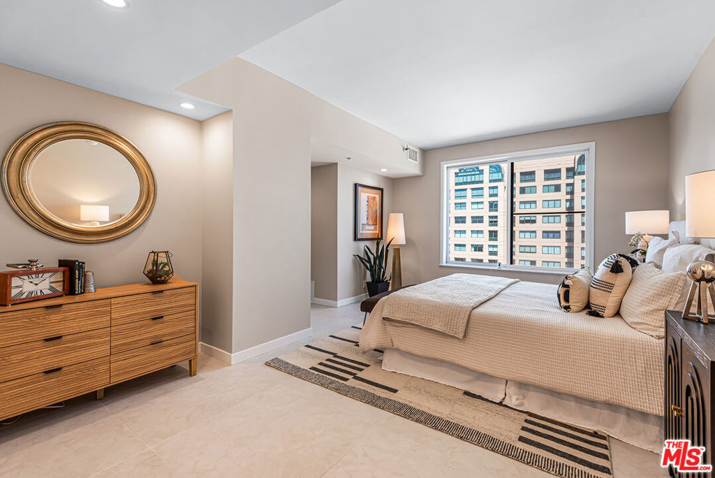10550 Wilshire Boulevard - Photo 13