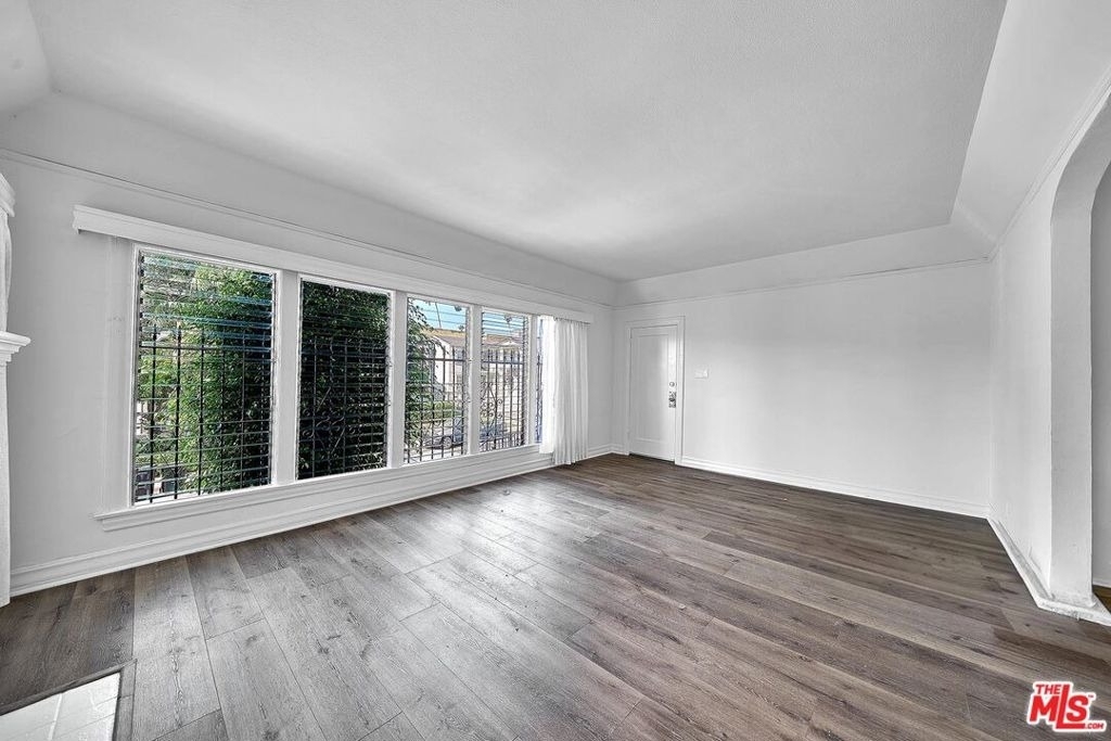 154 N Edgemont Street - Photo 4