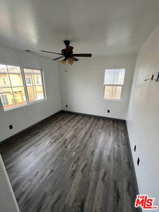 3630 W Medici Lane - Photo 11