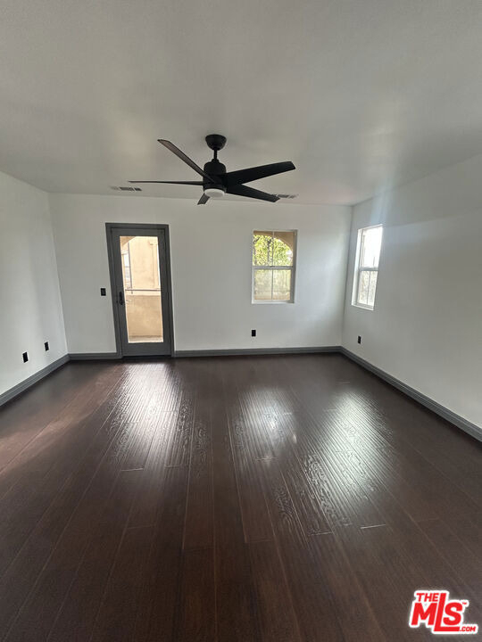 3630 W Medici Lane - Photo 14