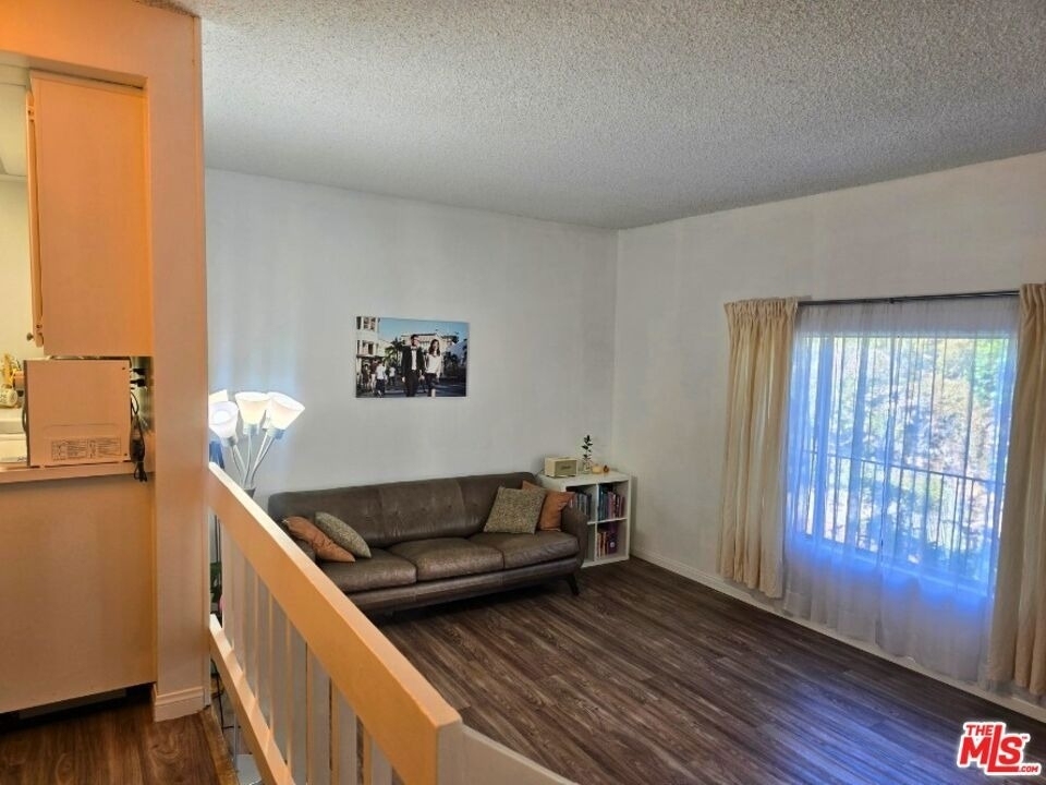 991 S Idaho Street - Photo 3