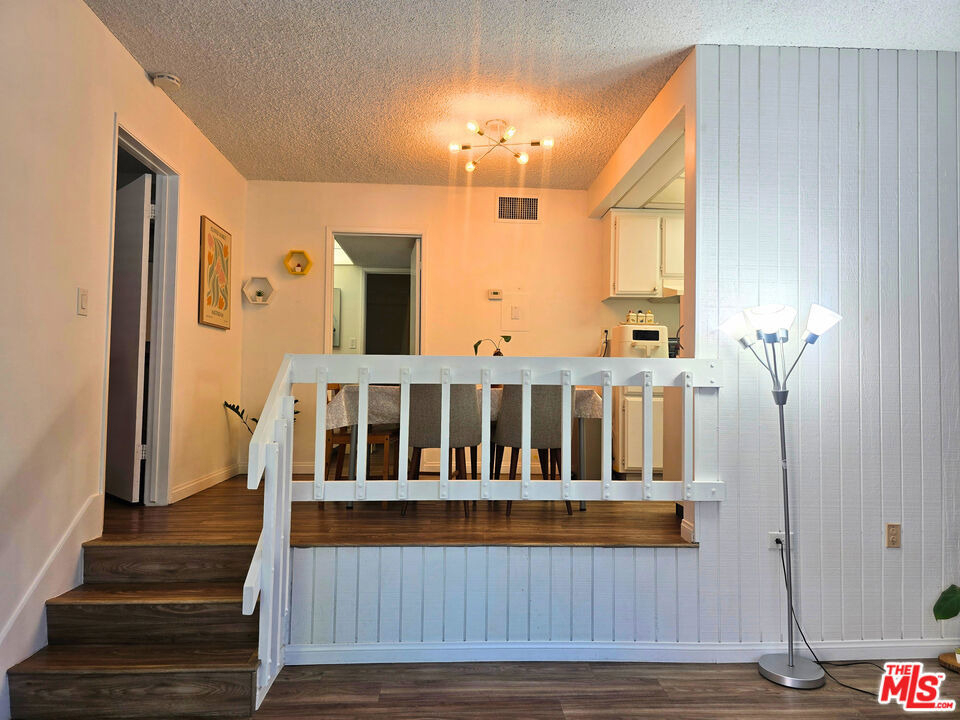 991 S Idaho Street - Photo 1
