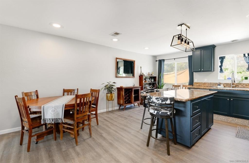 12738 Lakeshore Drive - Photo 2
