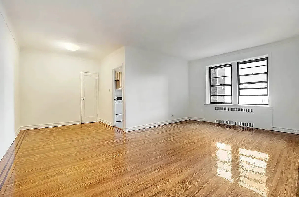 37th Avenue and 74th Street - Photo 1