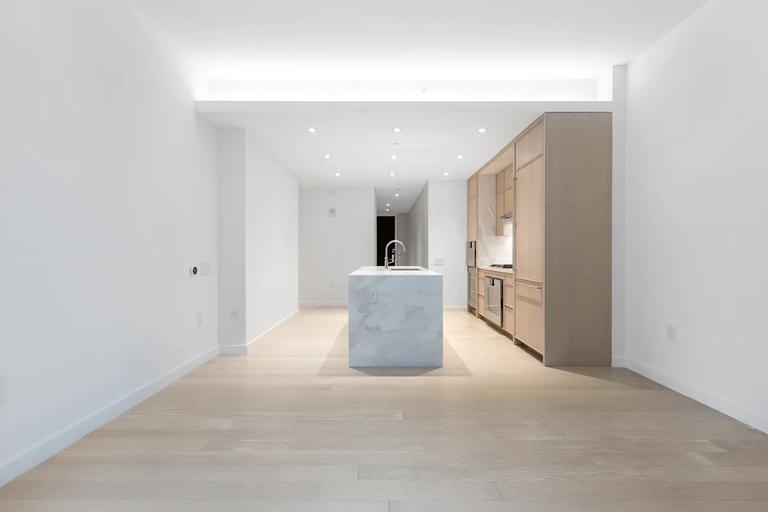 138 East 50th Street - Photo 1