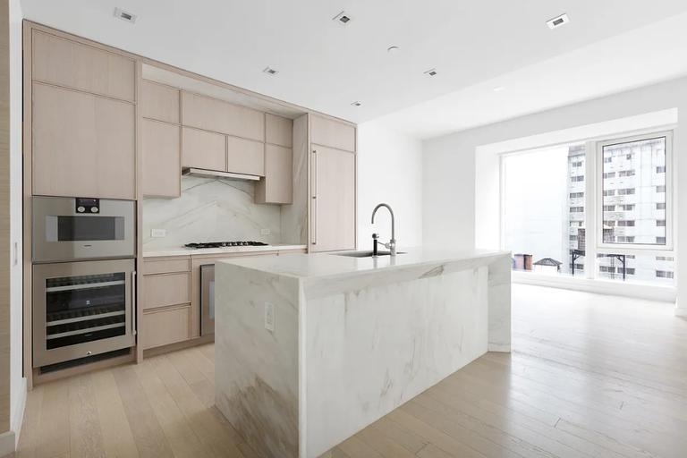 138 East 50th Street - Photo 0