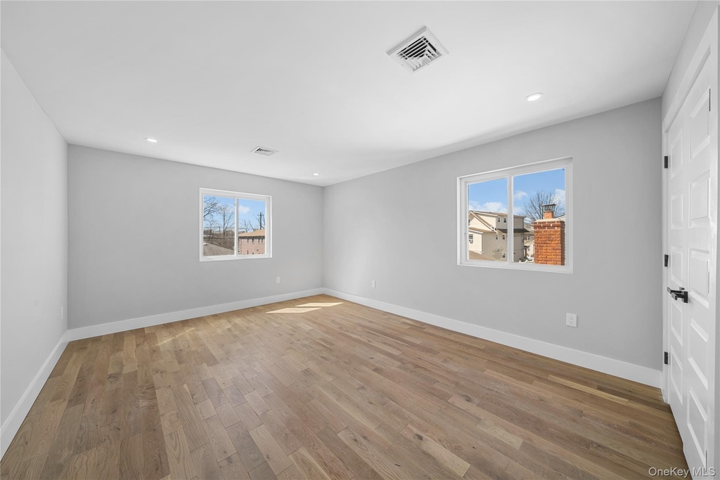 21916 141st Avenue - Photo 14