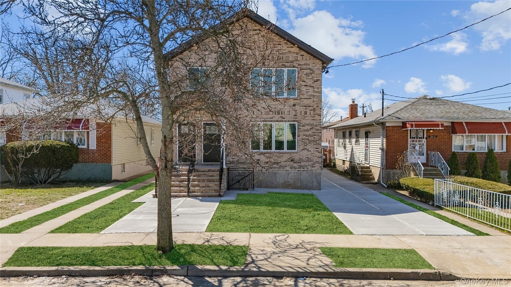21916 141st Avenue - Photo 0