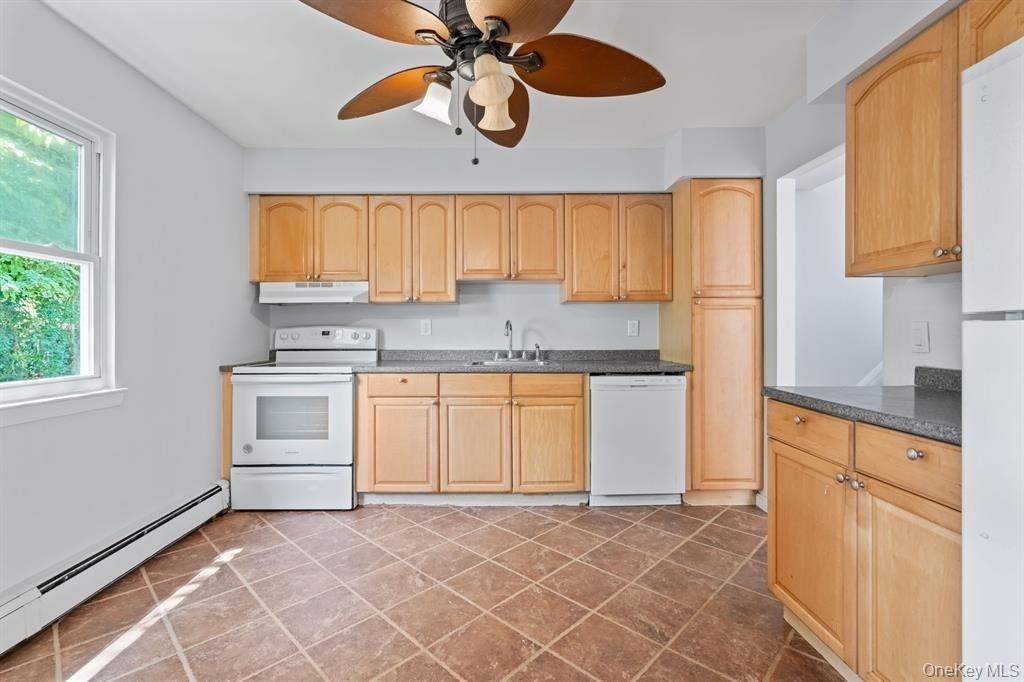 49 Georgia Street - Photo 10