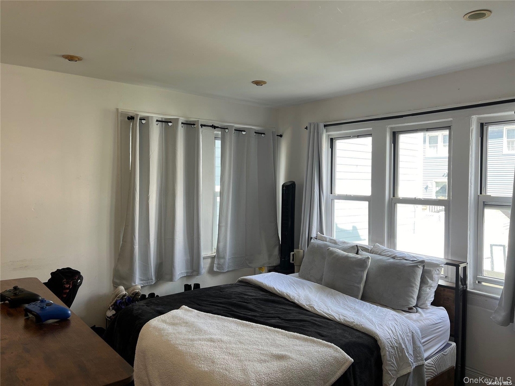 23 Troy Avenue - Photo 6