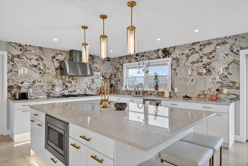 66 Murray Drive - Photo 5