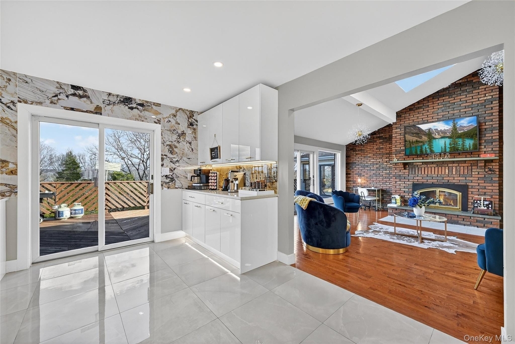 66 Murray Drive - Photo 9
