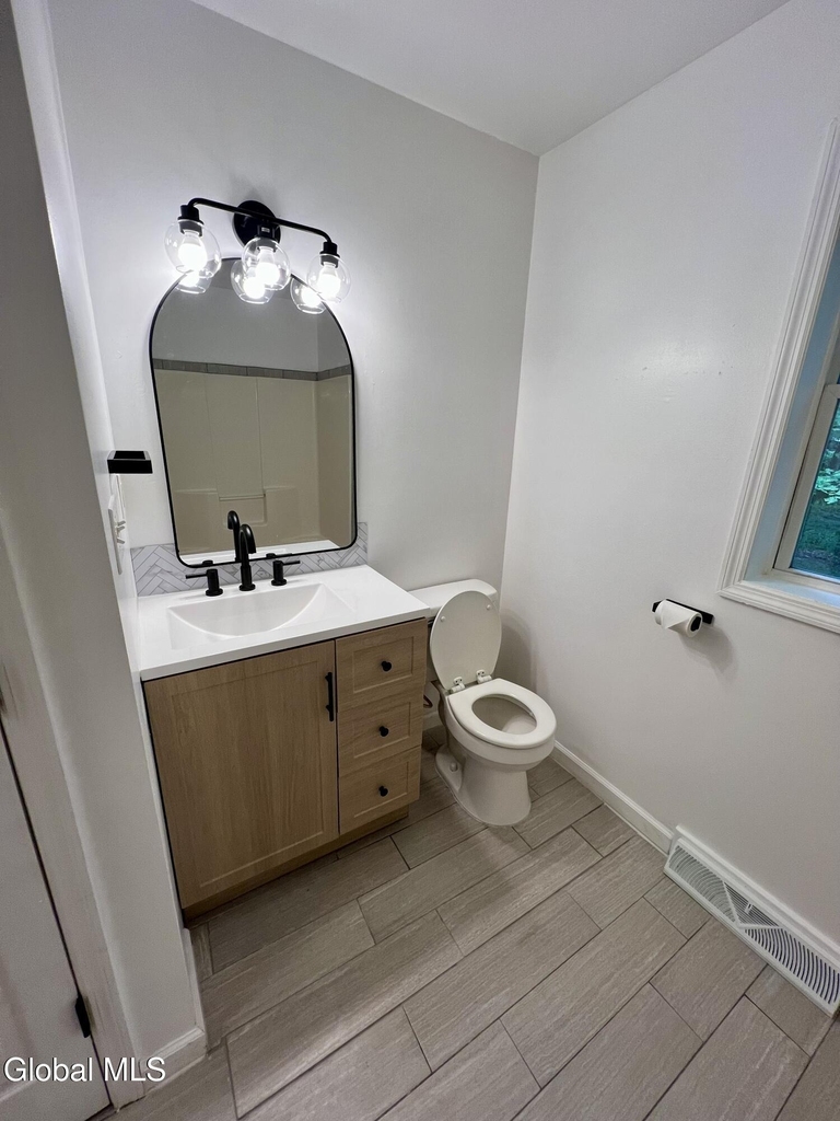 21 S Loughberry Road - Photo 19