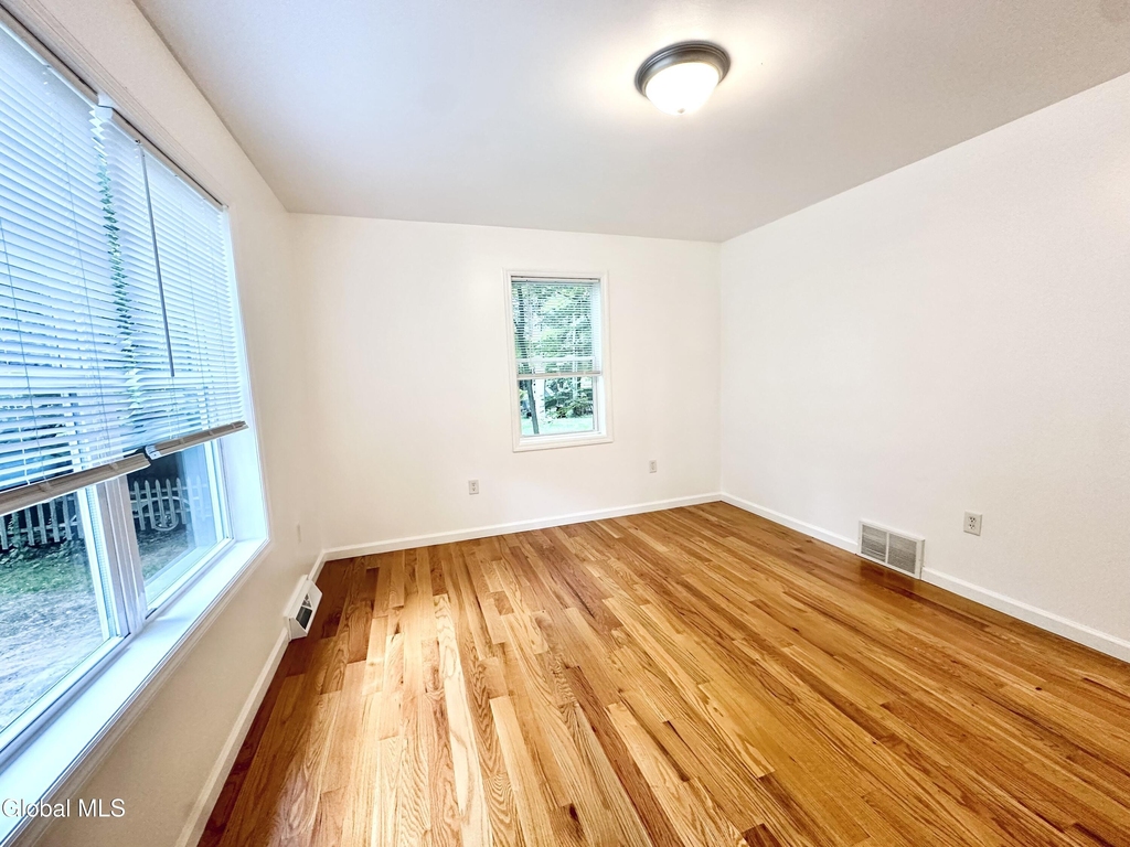 21 S Loughberry Road - Photo 18