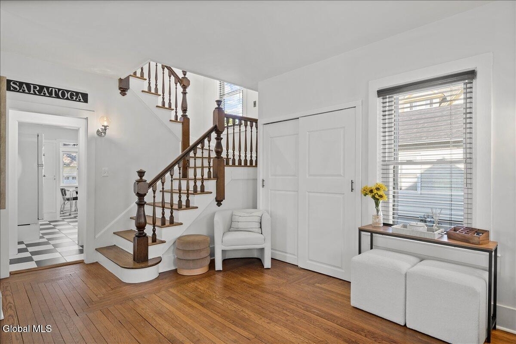 162 Lake Avenue - Photo 8