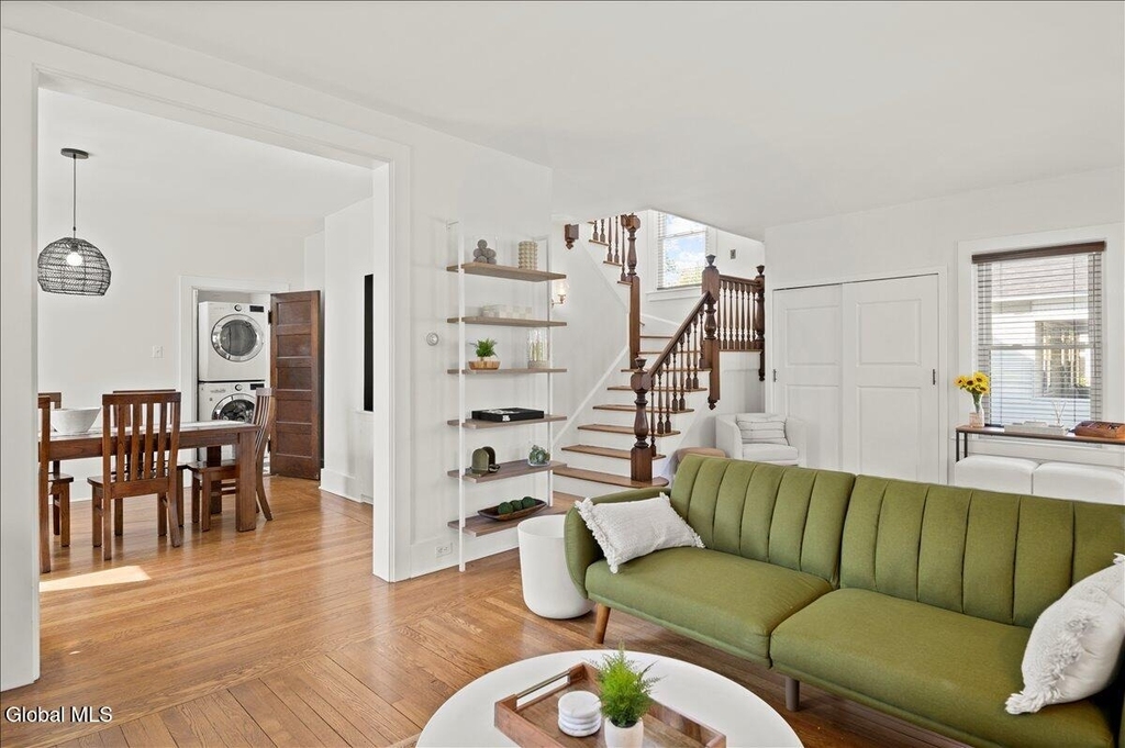 162 Lake Avenue - Photo 6