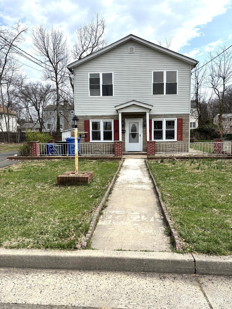 210 2nd Street - Photo 0