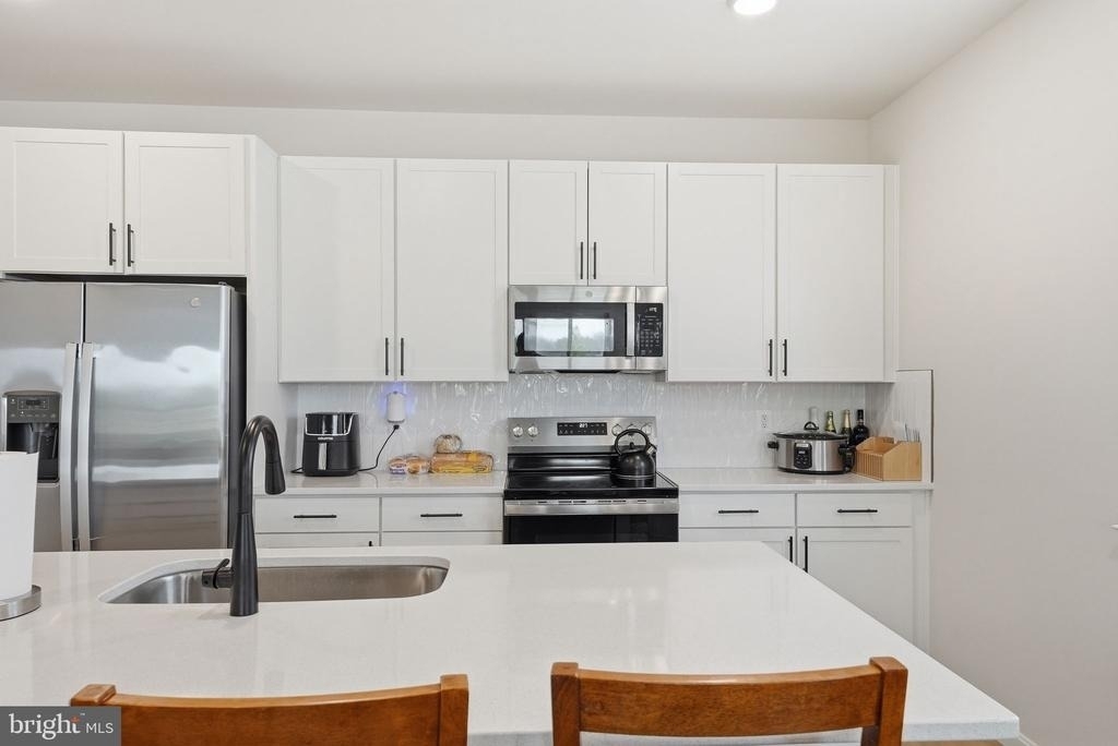 615 Clover Lane - Photo 14