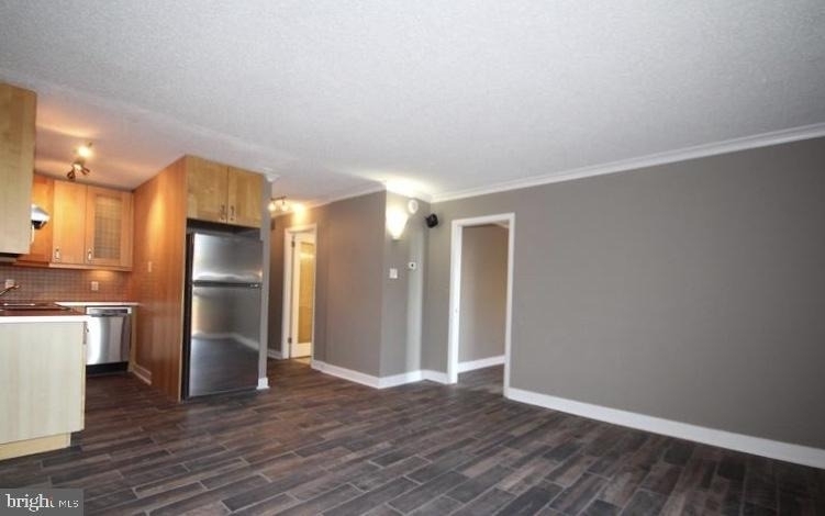 6800 Fleetwood Road - Photo 4