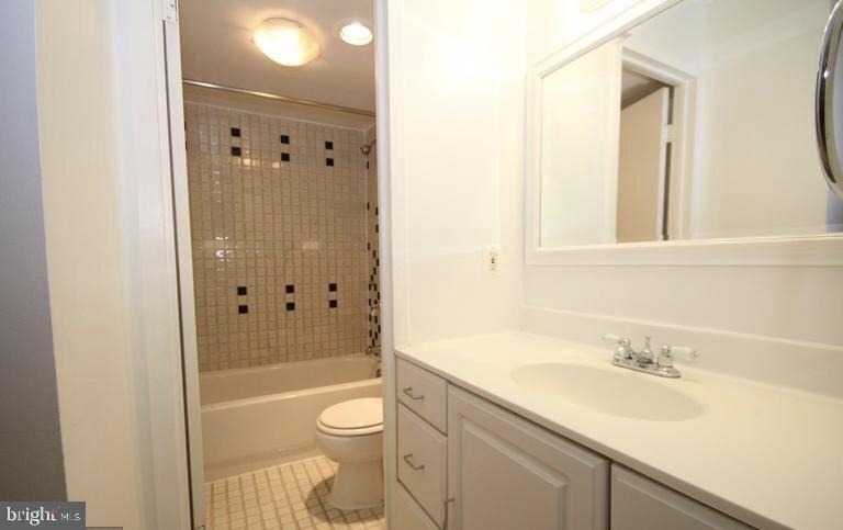 6800 Fleetwood Road - Photo 11