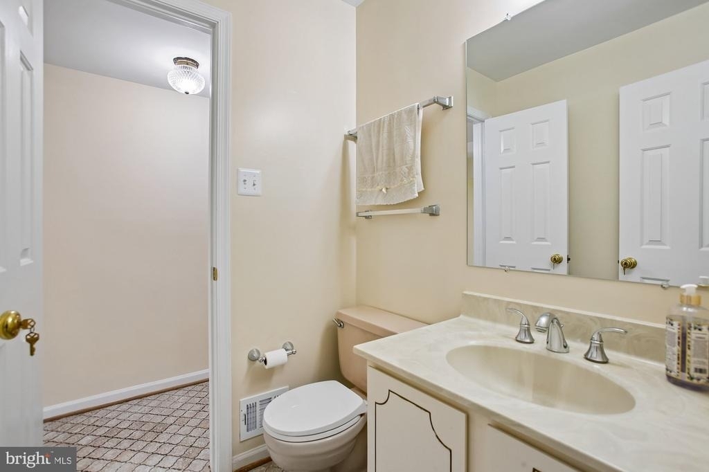 6604 Tina Lane - Photo 7