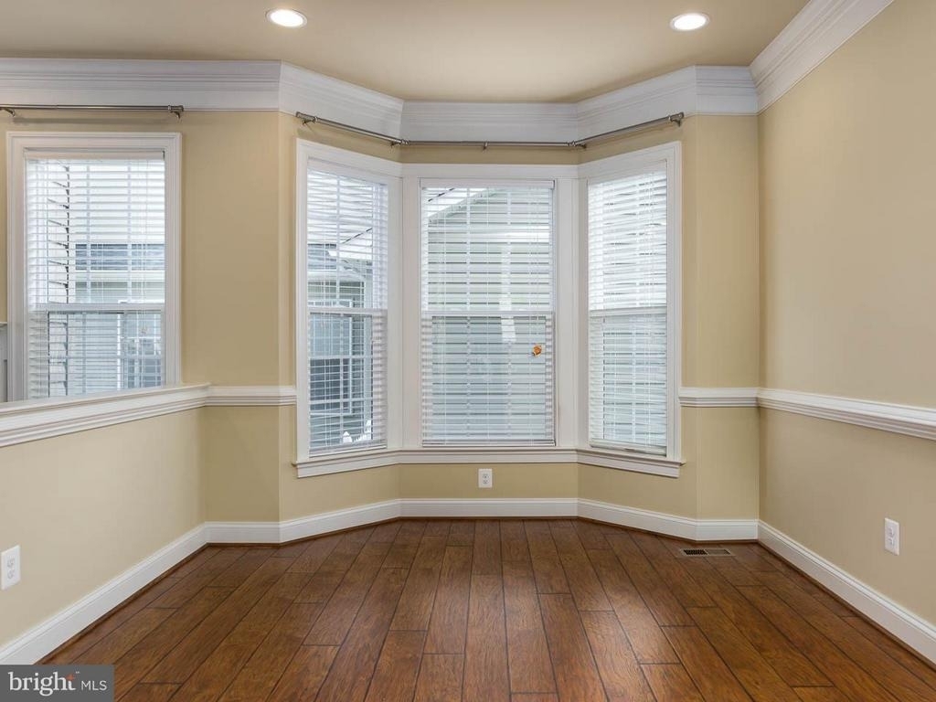 220 Centennial Drive - Photo 7