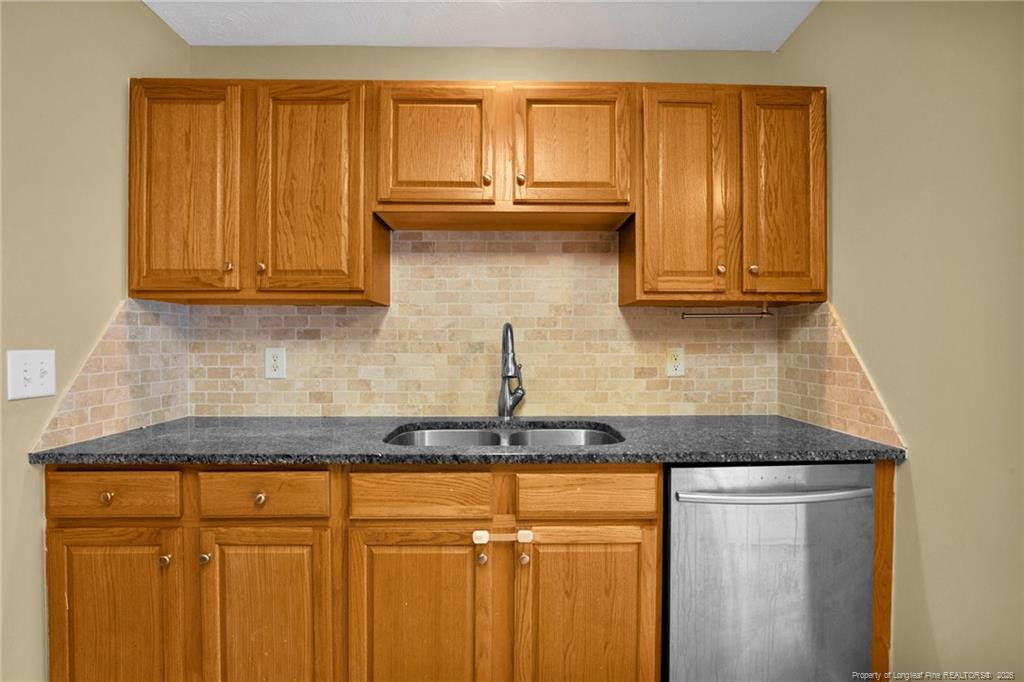 75 Countess Court - Photo 8