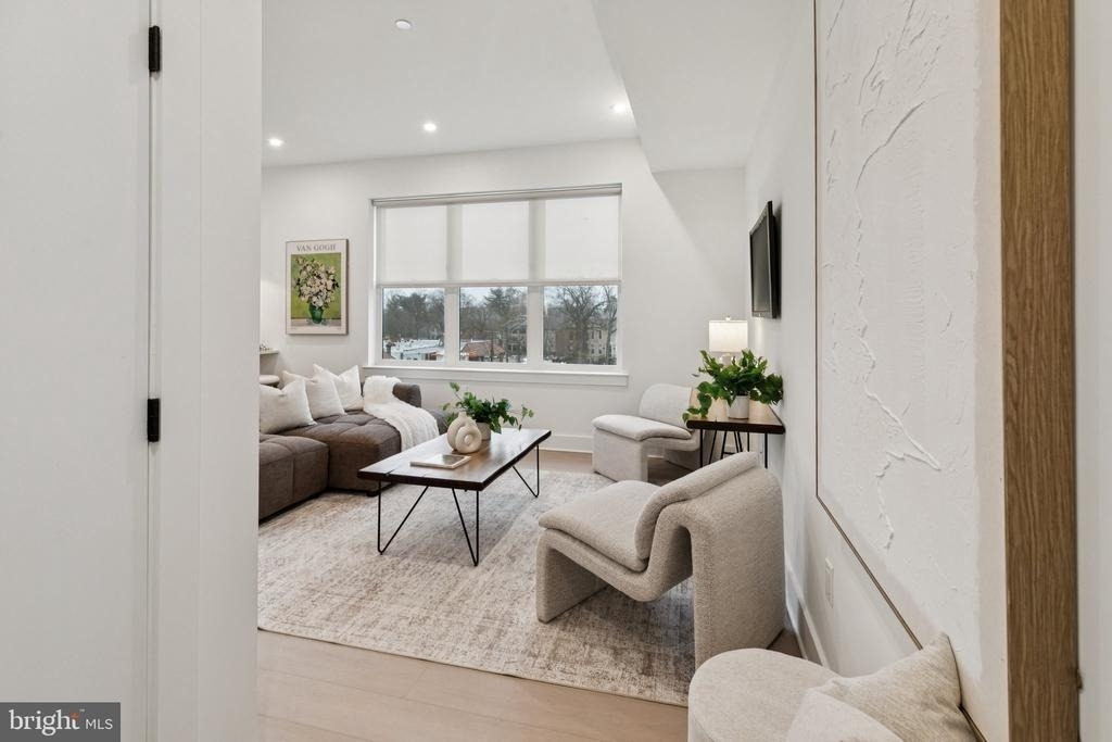 20 W Allens Lane - Photo 0