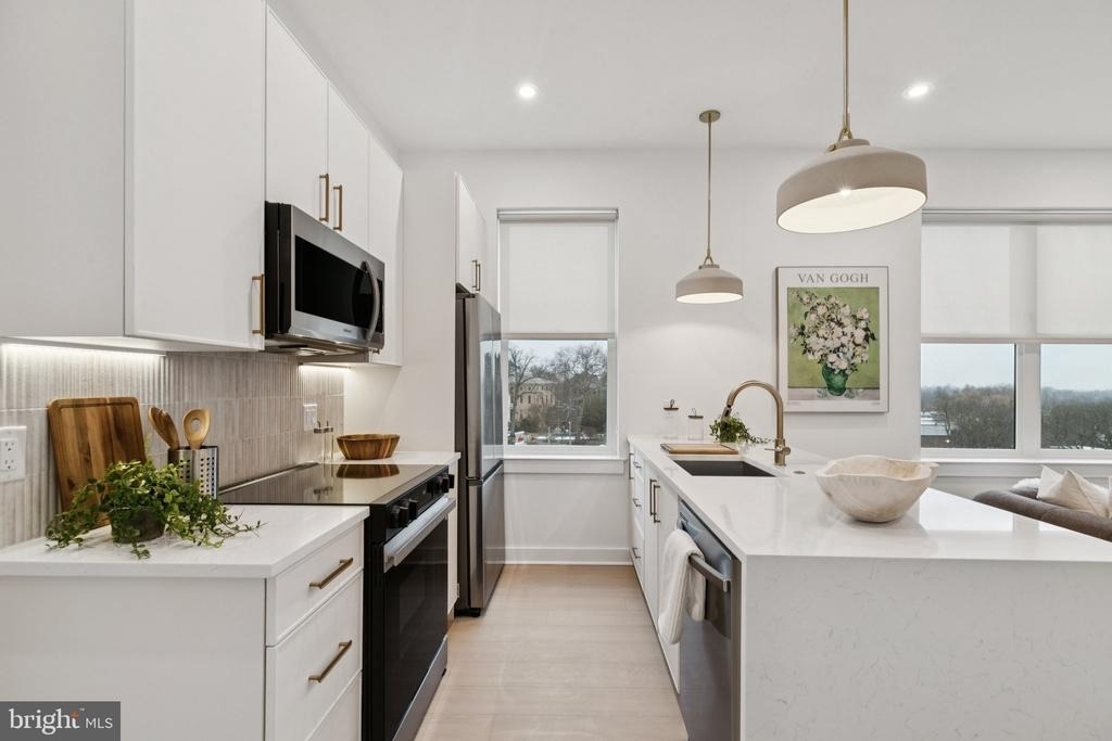 20 W Allens Lane - Photo 21