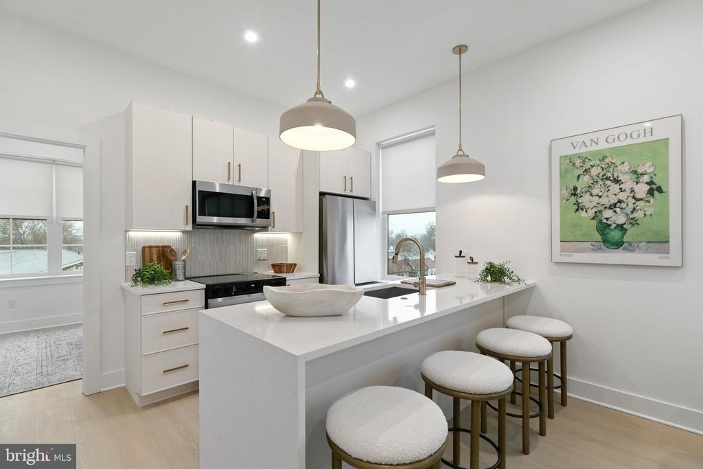 20 W Allens Lane - Photo 20